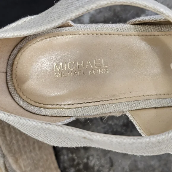 Michael Kors Berkley Beige Wedge Sandals w/ Gold Zipper - Picture 4 of 5